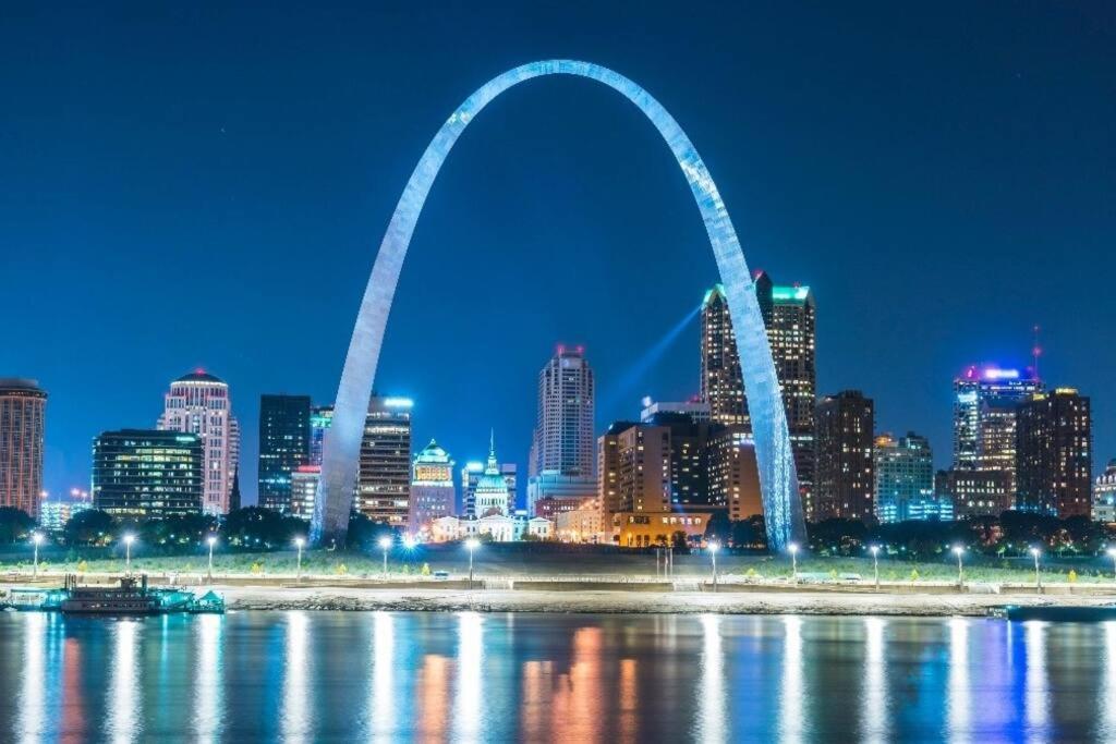 Staycation City Loft Free Gated Parking Saint Louis Exterior foto