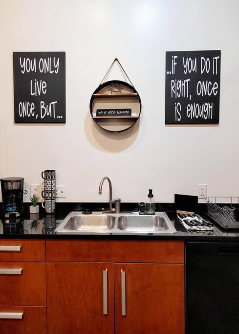 Staycation City Loft Free Gated Parking Saint Louis Exterior foto